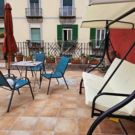 The Spanish Palace, Suites, Rooms, Apartments & Terraces Nápoles Exterior foto