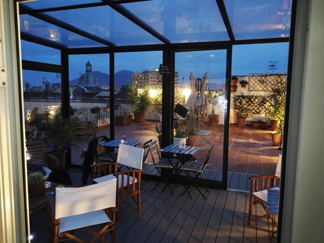 The Spanish Palace, Suites, Rooms, Apartments & Terraces Nápoles Exterior foto