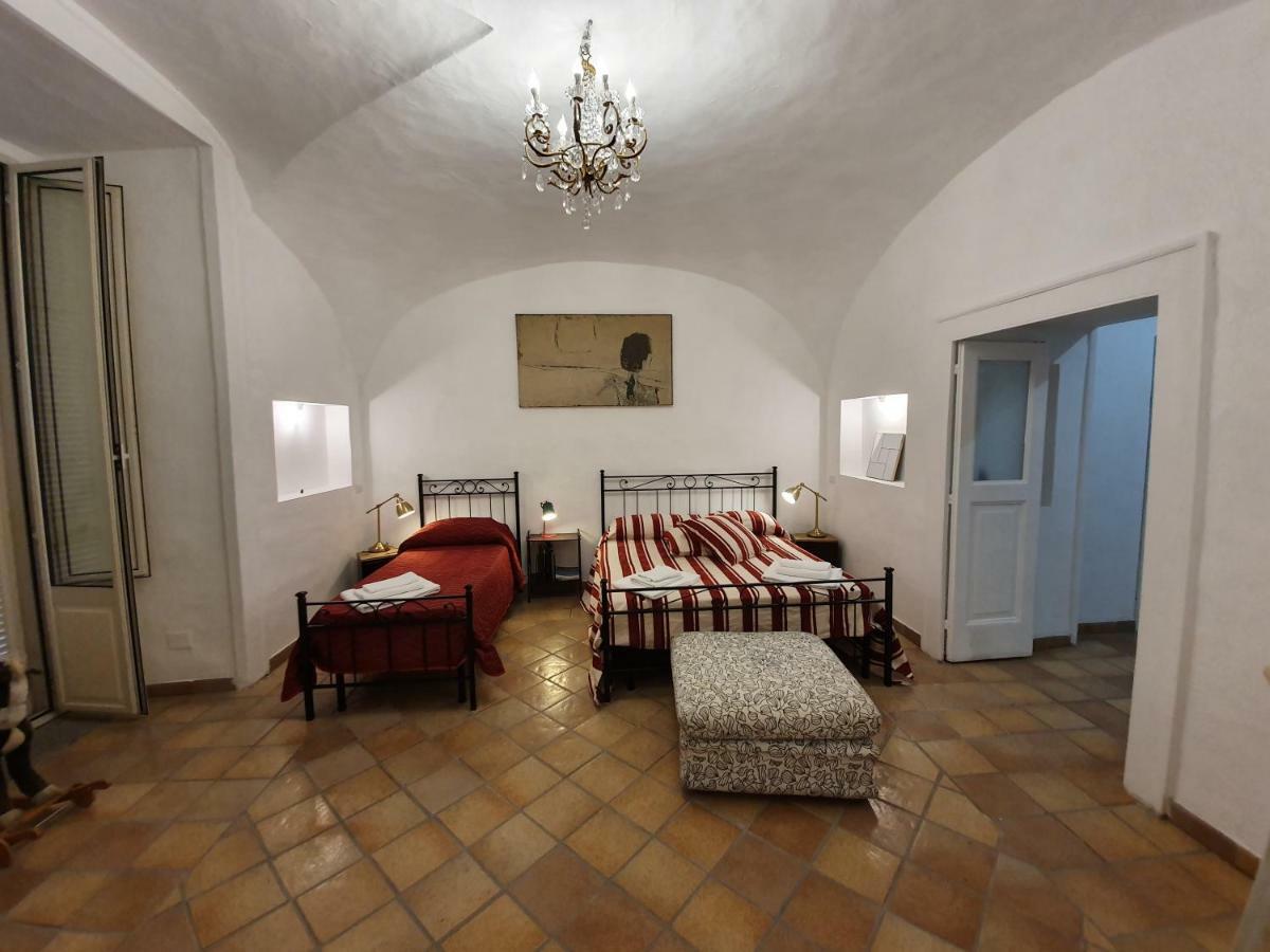 The Spanish Palace, Suites, Rooms, Apartments & Terraces Nápoles Habitación foto
